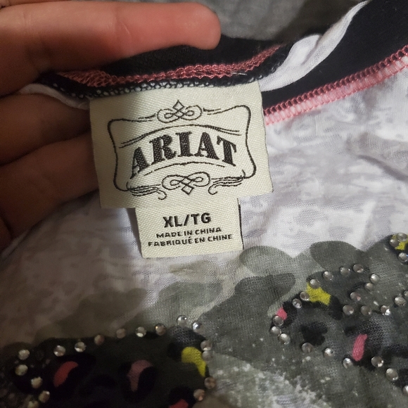 Ariat 3/4 Sleeve Burn Out Fitted Tee - Picture 3 of 3